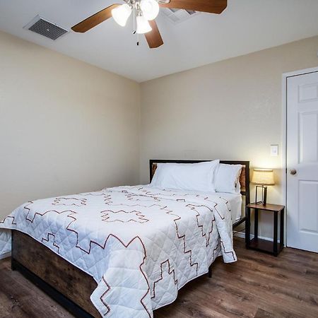 Peaceful Home With Nature Views & Trail Access Yucca Valley Exterior photo